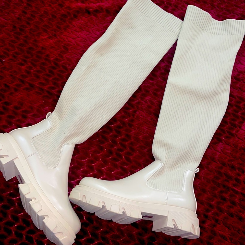 Stylist boots